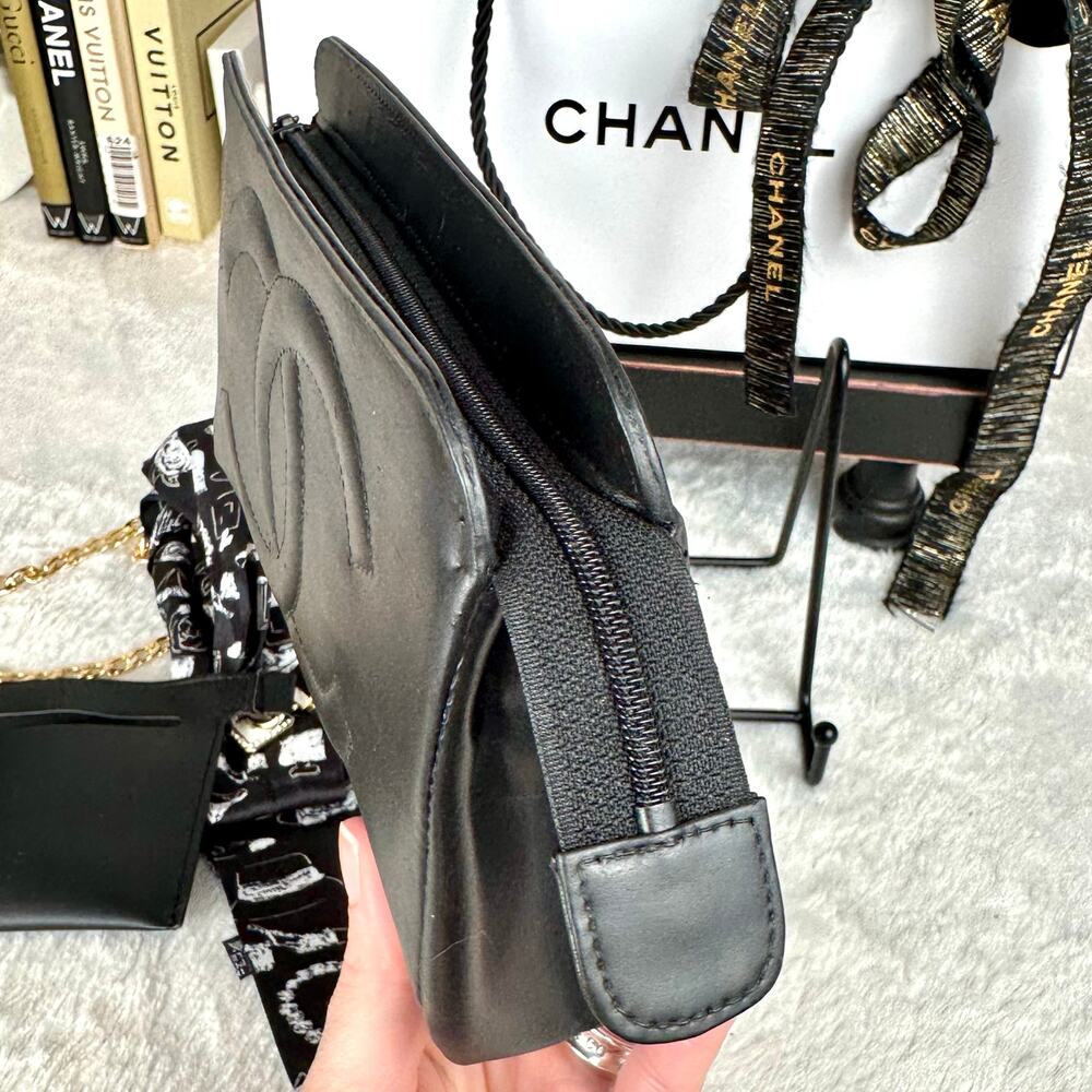 CHANEL black matte leather VINTAGE crossbody cosmetic bag with chain NICE GIFT! - Picture 7 of 16